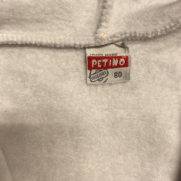Nwot Snoopy 2 Piece Fleece Sweatpants and Zip Hoodie - Picture 2 of 4